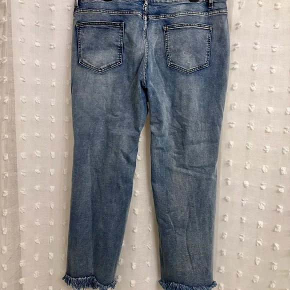 Like New XXL Crop Flare Jeans High Waist Rip Distressed Wide Leg Stretch Raw Hem - Picture 7 of 11